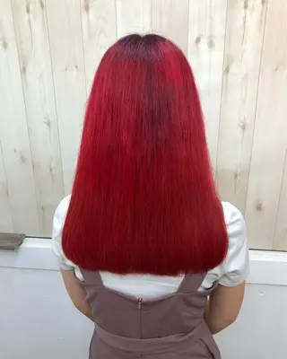 ミディアム Loob.TOKYO MIYA🌈のヘアスタイル