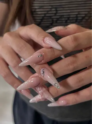 ネイル NiJi Nailsのネイルデザイン
