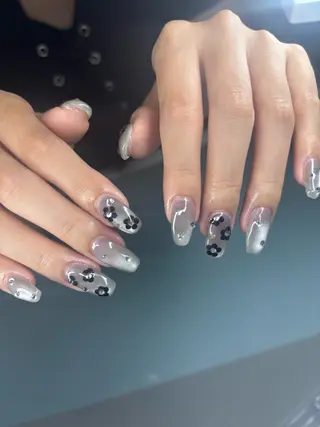 ミディアム aoz asukaのネイルデザイン