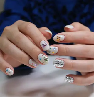 ネイル Baku Nailsのネイルデザイン
