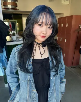 ロング 梅田デザインカラー 🌈🏆ヒノキのヘアスタイル