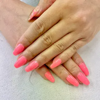 ネイル One’Ness Nana🤍のネイルデザイン