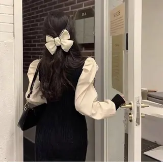 カラー 透け上品ハイトーン 職人ゆうと🤍のヘアスタイル