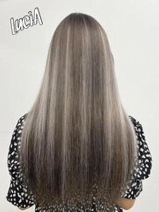 ロング カラー ヘアアレンジ MISAKIエクステ ブリーチ\5900のヘアスタイル