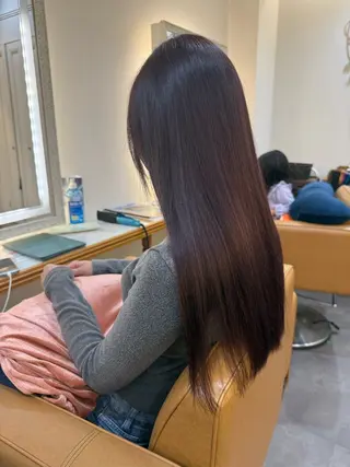 ロング ブリーチ毛矯正.髪質 改善.髪にドラマをのヘアスタイル