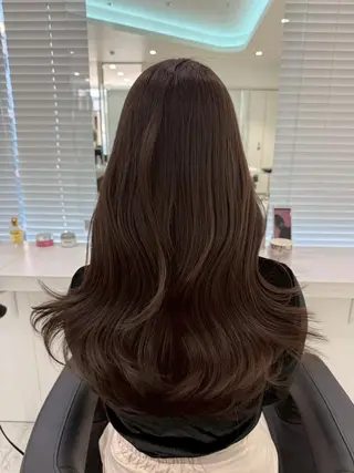 カラー 夏のトレンドヘア🤍 BABY上野のヘアスタイル