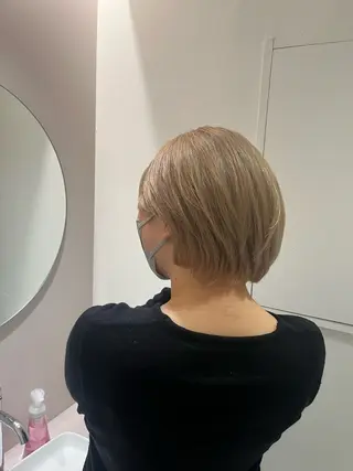 ショート Louwe 小島のヘアスタイル