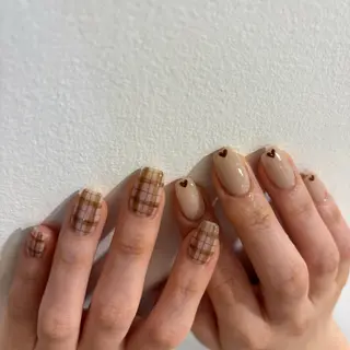 ネイル 内田 光のネイルデザイン
