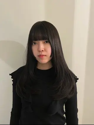 ロング カラー 渋谷 留菜のヘアスタイル