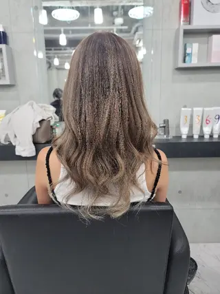 カラー ロング ヘアアレンジ ❇️安達 優心❇️ レイヤー/艶髪特化のヘアスタイル