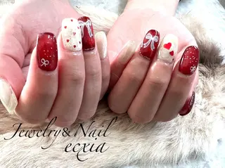 ネイル jewelry & nailecxia のネイルデザイン
