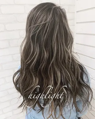 ロング 穐田 司樹のヘアスタイル