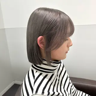 セミロング カラー 💫艶ハイトーン×髪 質改善💫リュウトのヘアスタイル