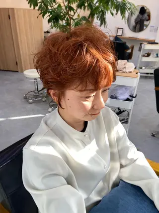 ショート カラー 田中 あやなのヘアスタイル
