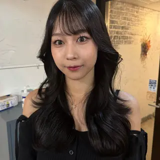 ロング カラー 韓国レイヤー柔らかい 地毛風縮毛矯正／マツのヘアスタイル