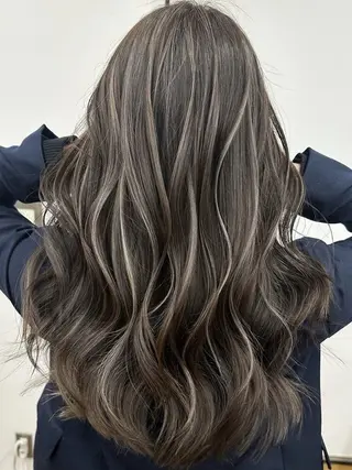 ロング カラー 宮嶋 蓮のヘアスタイル