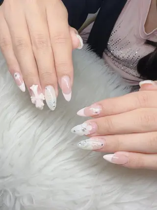 ネイル Lee Nailsのネイルデザイン