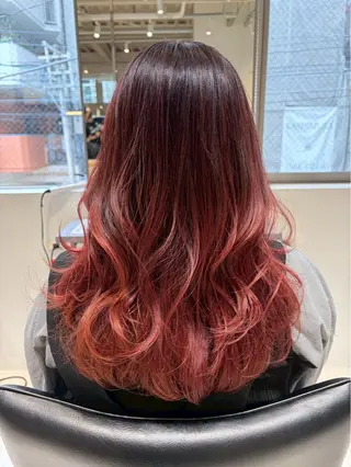 ロング カラー 宮田 眞咲のヘアスタイル