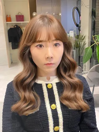 ロング カラー 透明感カラー🌿 グレージュ🐺陽介のヘアスタイル