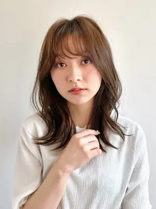ミディアム カラー パーマ kazuki【顔周り ×レイヤーカット】のヘアスタイル