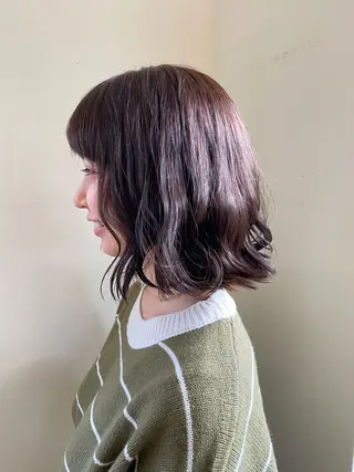 ミディアム カラー 澤田 彩香のヘアスタイル