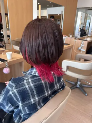 ミディアム 徳田 七海のヘアスタイル