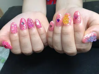 ネイル Mana ·͜· ❤︎のネイルデザイン