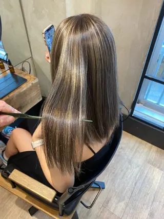セミロング 新宿/顔周りカット +レイヤー=しずく♩のヘアスタイル