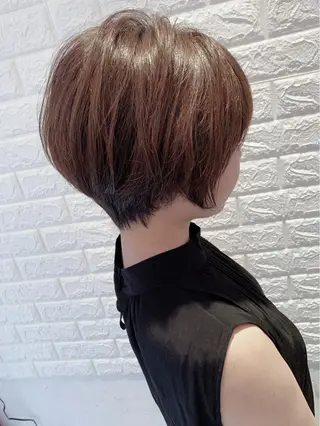 ショート 大人女性ショート専門 tomodaのヘアスタイル