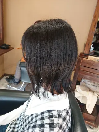 ミディアム 青山 早智子のヘアスタイル