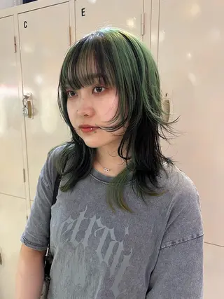 ミディアム 💥ウルフカット デザインあんな💥のヘアスタイル