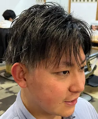 メンズ 市道 翼のヘアスタイル