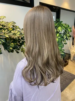 ロング カラー 🌼ハイライト透明感 🌼maiのヘアスタイル