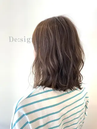 ミディアム 石井 里沙のヘアスタイル