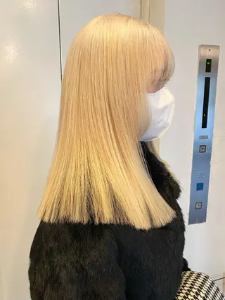 セミロング カラー ヘアアレンジ レイヤーカット×髪質 改善🇰🇷シオリのヘアスタイル