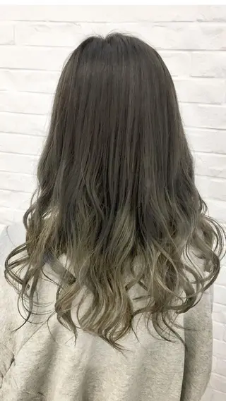 セミロング カラー 美容歴20年 岩田芳郎のヘアスタイル