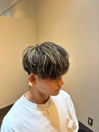 カラー メンズ STAGBARBER KOUGAのヘアスタイル