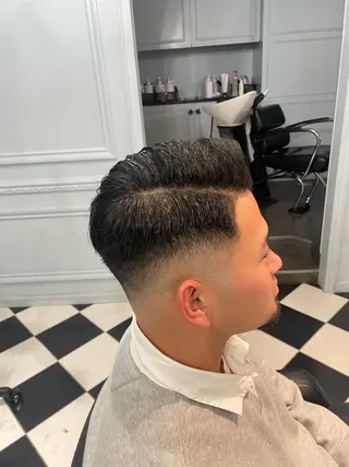 ショート 岡多 麗奈のヘアスタイル