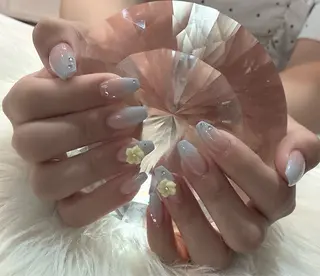 ネイル LoaChaton kaeのネイルデザイン