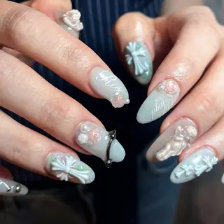 ネイル ルミナ 🪽のネイルデザイン