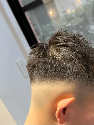 ショート メンズ メンズカット✂️ スキンフェード伊藤陸のヘアスタイル