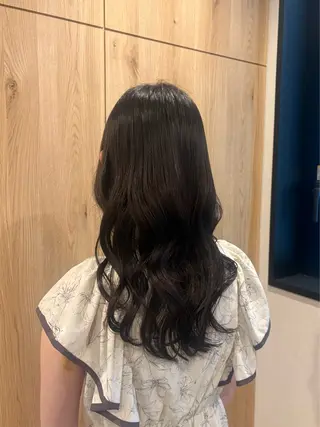 ロング ナツミ /梅田のヘアスタイル