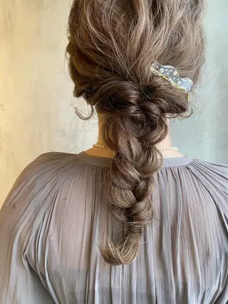 セミロング カラー ヘアアレンジ ツキノキ　ミナ 8月から西梅田店のヘアスタイル