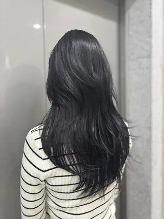 ロング カラー 流行りの透明感カラー ×縮毛矯正🤍ユウのヘアスタイル