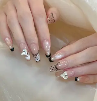 ネイル Pure&Rich Nailのネイルデザイン