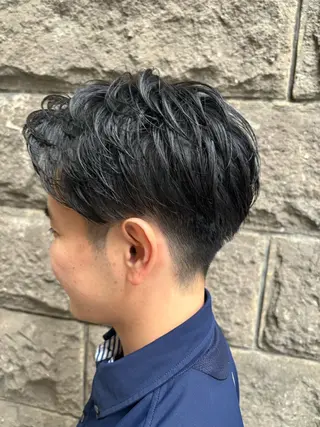 メンズ 札幌美容室ヴェリテ 渡邊 龍政のヘアスタイル