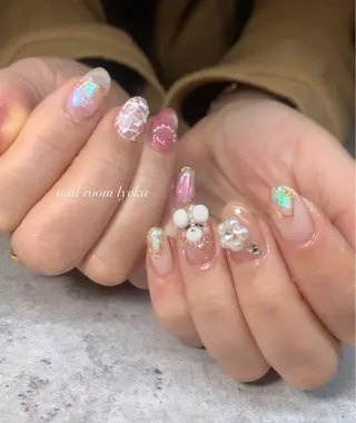 ネイル ネイルルームリッカ 𝐦𝐚𝐲𝐮のネイルデザイン