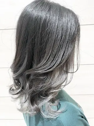 ロング 清水 咲のヘアスタイル