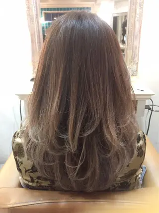 セミロング a r i s aのヘアスタイル