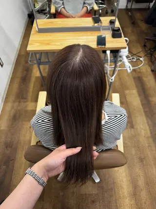 ミディアム カラー miu-YUCCA 縮毛矯正モデル募集中のヘアスタイル